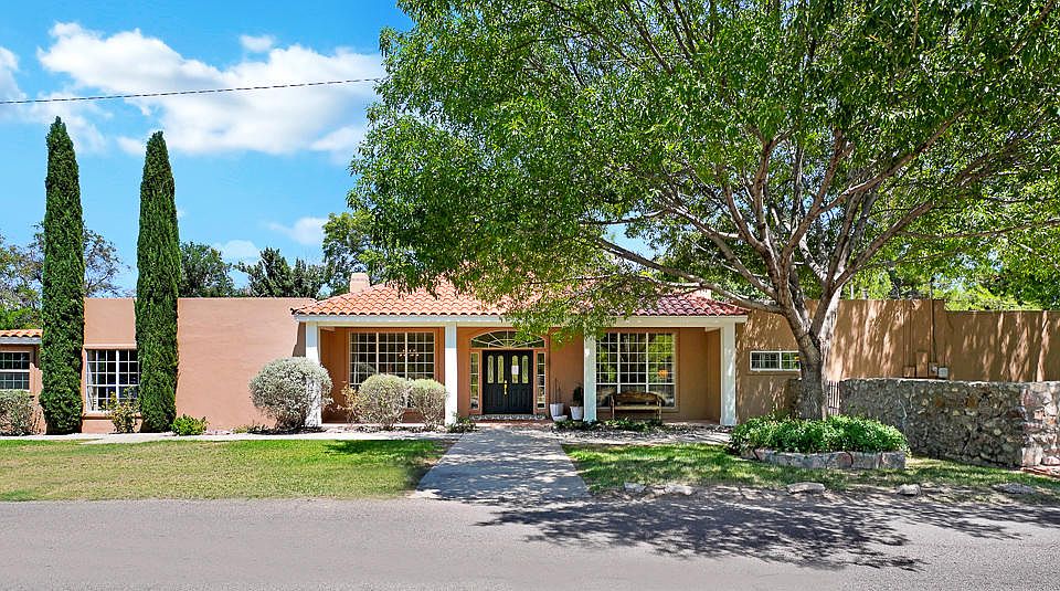 1st image of 4812 Vista Del Monte St