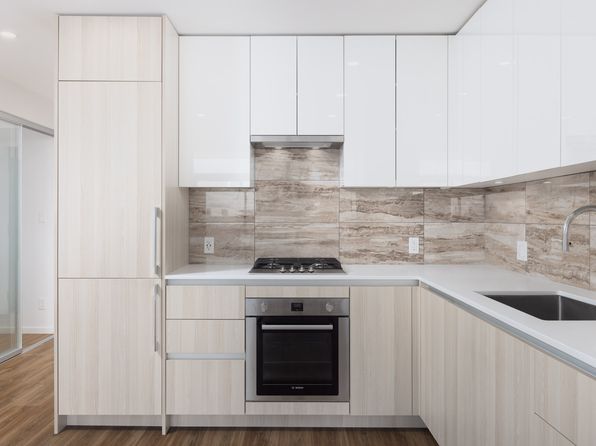 2 bedroom rental in Burnaby — photo 4
