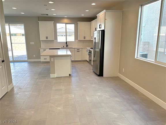 4th image of 9826 Angel Valley Dr