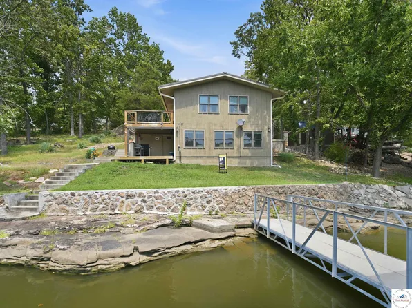 26593 Santa Barbara Dr, Edwards, MO 65326