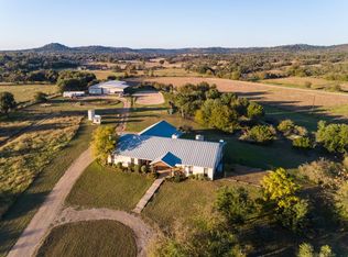 127 Wiedenfeld Ln, Comfort, TX 78013