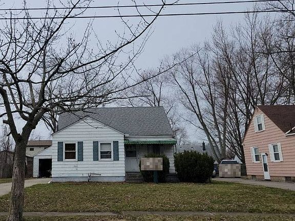 2nd image of 1610 Cedar Dr