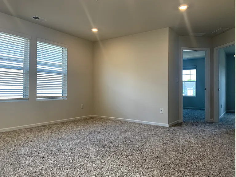 304 Orson Oaks Ln — Photo 7