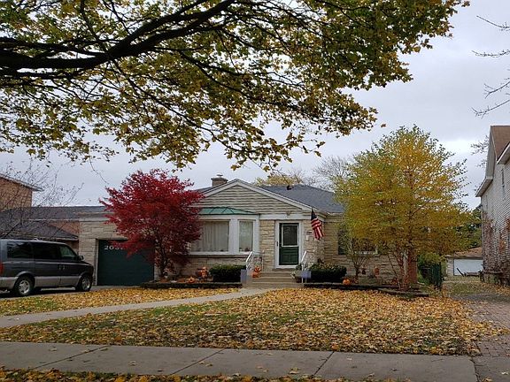 2nd image of 2037 N Nordica Ave