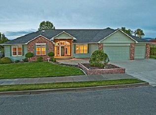 1075 Mercita Dr, Walla Walla, WA 99362