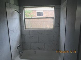 5314 Honeyvine Dr, Dickinson, TX 77539