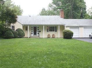 56 Stonybrook Rd, Fairfield, CT 06824