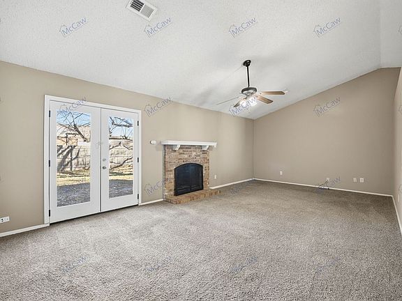 5th image of 3917 Springside Dr