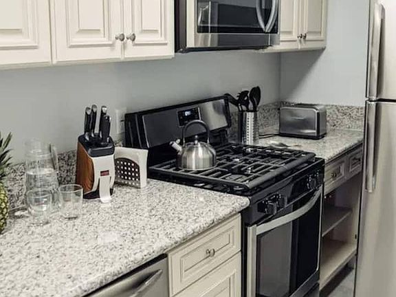 2nd image of 10801 Hartsook St #2