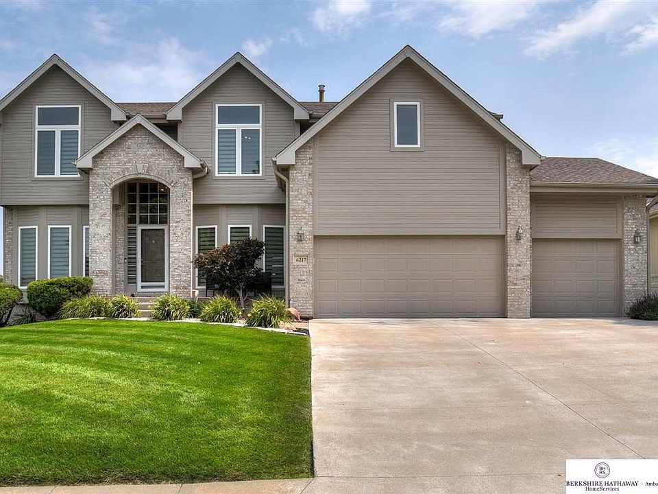 1st image of 6217 N 160th Ave
