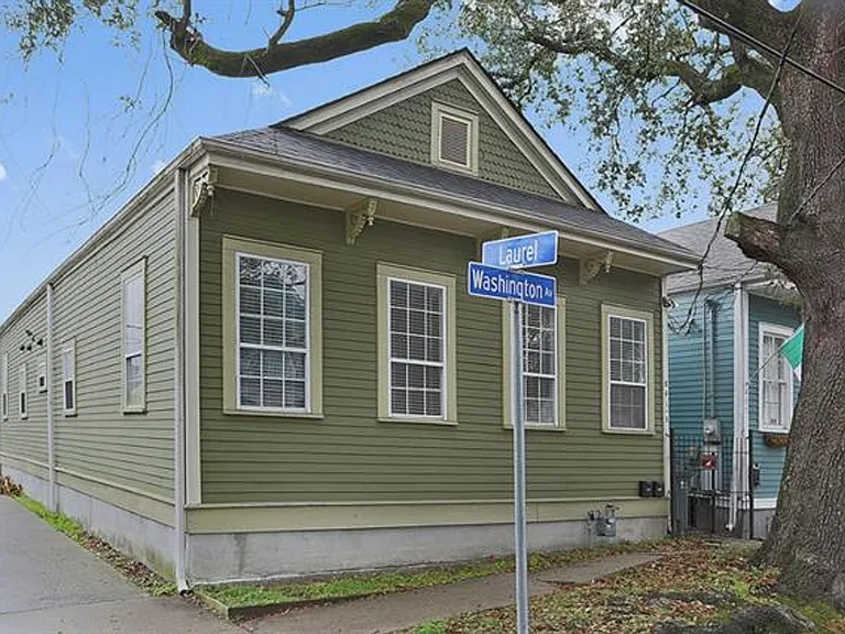 843 Washington Ave — Photo 2