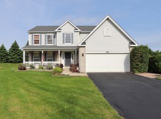 1857 Lake Shore Ct, Romeoville, IL 60446