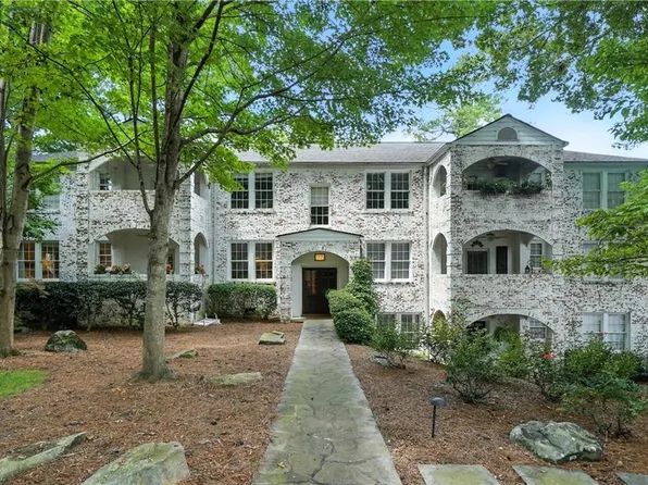 77 Peachtree Memorial Dr NW APT 2, Atlanta, GA 30309
