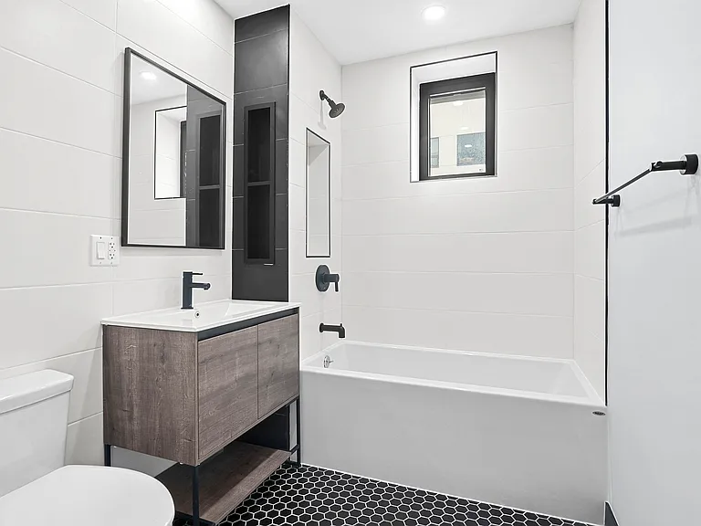 511 Evergreen Ave #2A — Photo 5