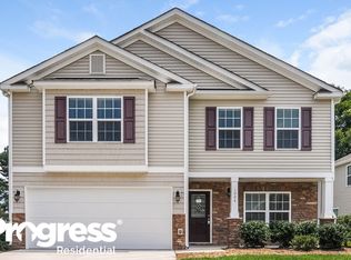 1004 Watsonia Dr, Zebulon, NC 27597