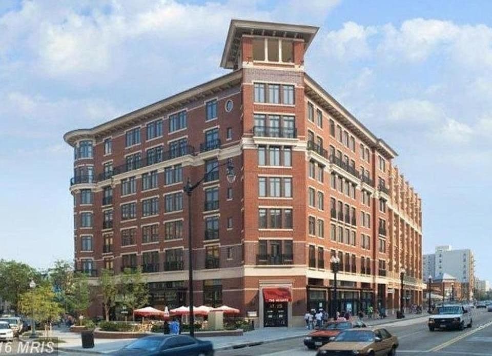 Kenyon Square Condominium