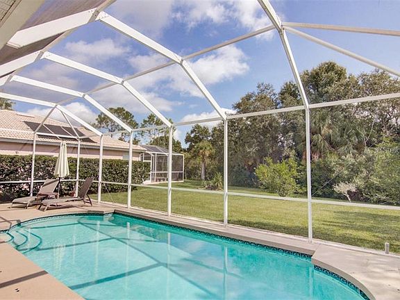 3rd image of 4876 Sabal Lake Cir
