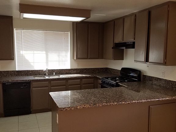 4th image of 12429 Basswood Ln