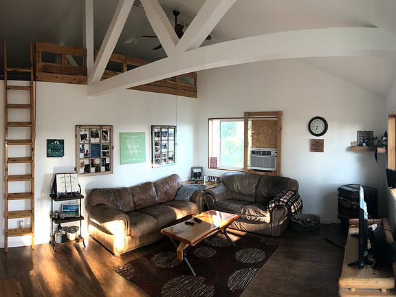 living room & loft-apartment