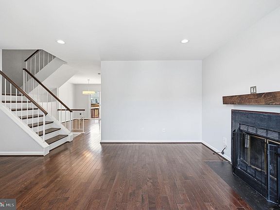 5th image of 6991 Adonis Ct