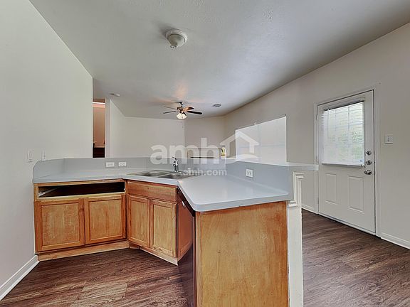 4th image of 5211 Sherilynn Dr