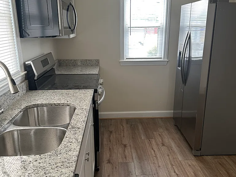2213 W Main St — Photo 6