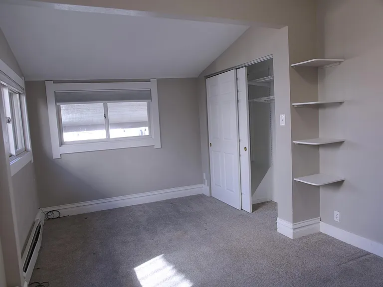 1018 S Race St — Photo 11