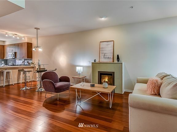 3rd image of 15240 NE 81st Way Unit 104