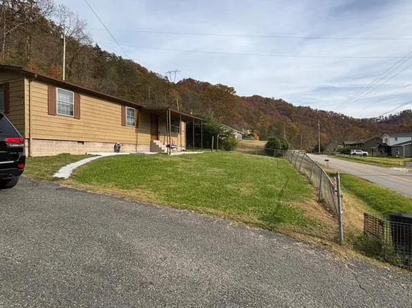 199 State Route 3188, Langley, KY 41645