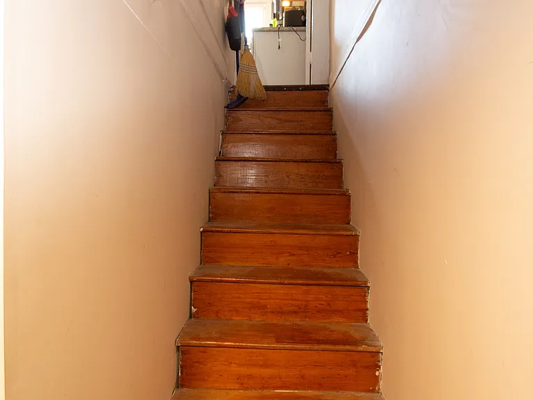 148 Adams St NW — Photo 30