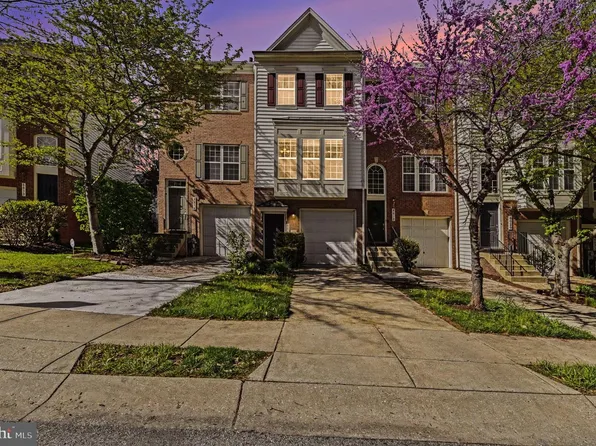 8016 Pennington Dr, Laurel, MD 20724