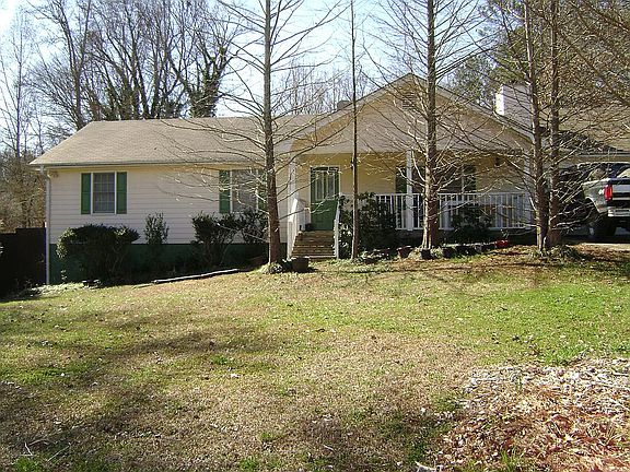 Front street, and backyard huge