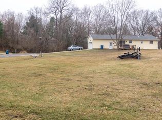 1928 Captains Dr, Worden, IL 62097