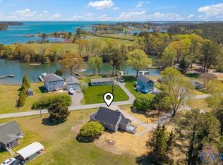 349 Peach Tree Ln, White Stone, VA 22578
