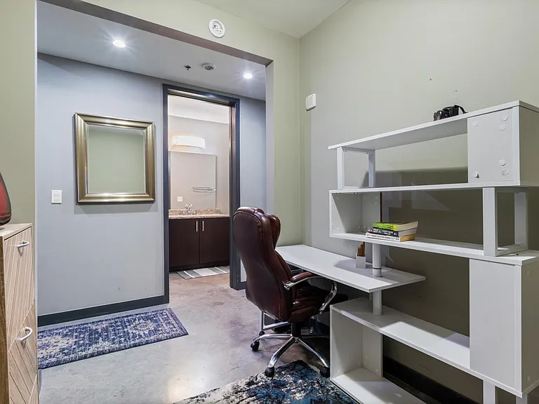 1510 Demonbreun St #706 — Photo 18