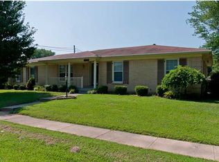 4316 Manner Dale Dr, Louisville, KY 40220