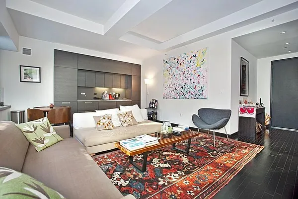 Rented by Keller Williams NYC | media 19