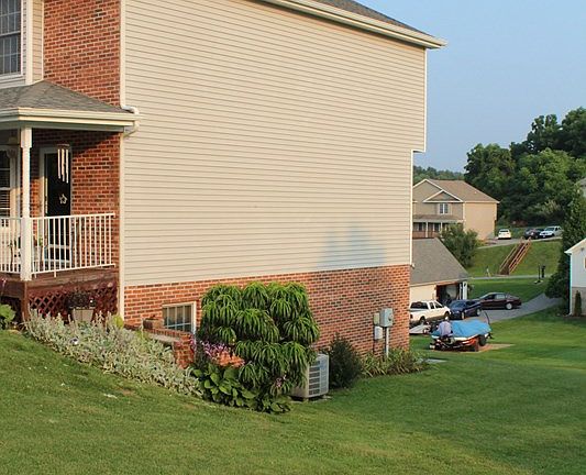 3rd image of 20886 Deer Run Dr