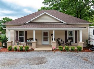 202 3rd Ave SE, Hickory, NC 28602