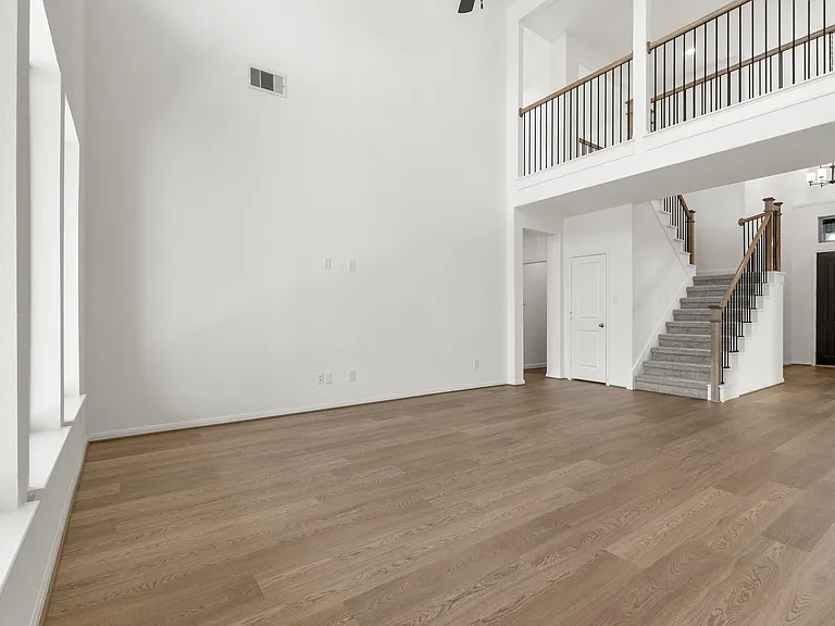 2610 Glacier Point Dr — Photo 4