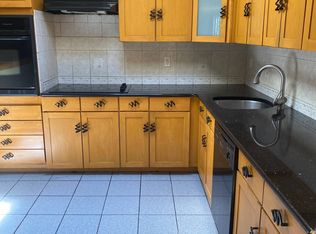 2052 E 56th St #3, Brooklyn, NY 11234