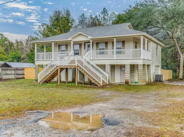7156 Eastgate Rd, Milton, FL 32570