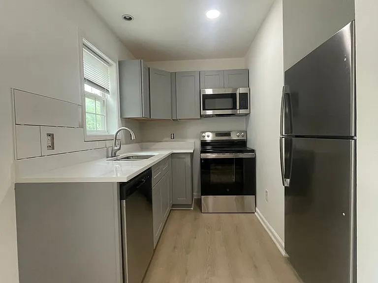 100 Gibson Park Dr #B — Photo 10