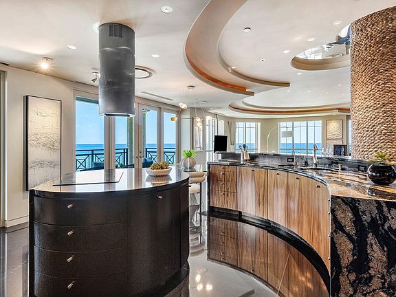 4th image of 400 S Ocean Boulevard #Ph2