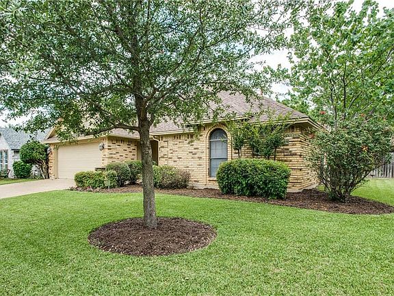 2nd image of 1513 Shadowbrook Dr