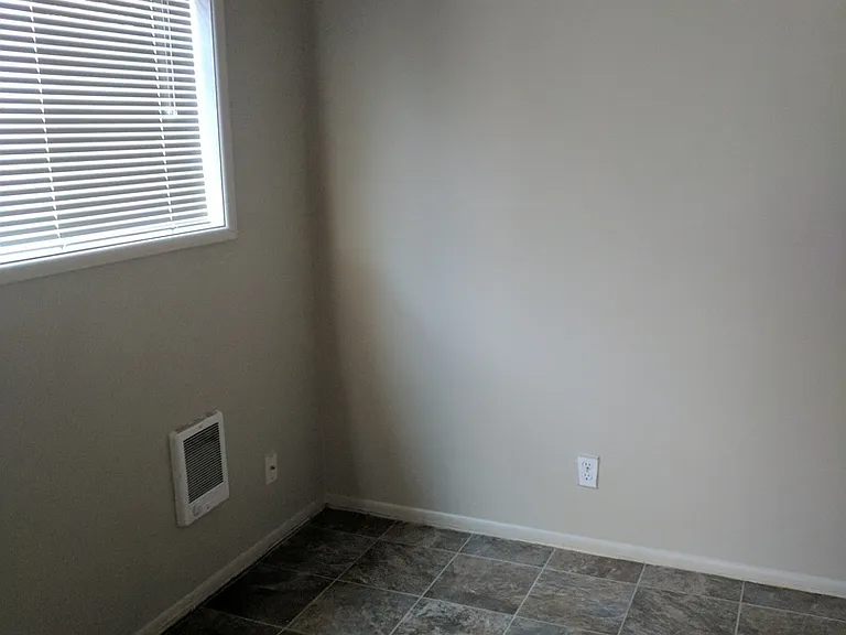 330 Howard Ave — Photo 14