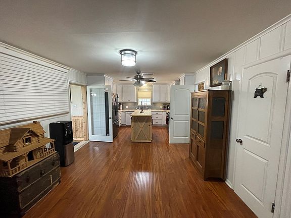 4th image of 2603 Bedford Dr