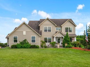 18979 Silo Ct, Shafer, MN 55074