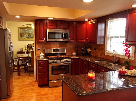 2nd image of 1502 Frank Ave