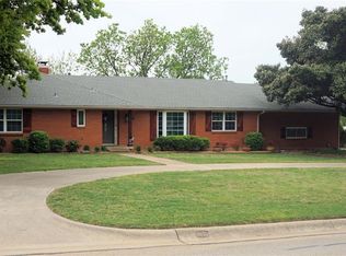 1815 Willowwood St, Denton, TX 76205